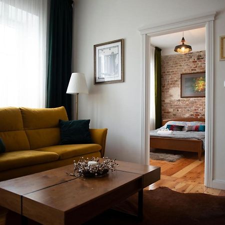 Klimatyczny Apartament Art Deco Apartment Chelm Ngoại thất bức ảnh