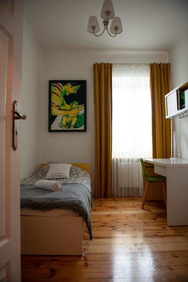 Klimatyczny Apartament Art Deco Apartment Chelm Ngoại thất bức ảnh